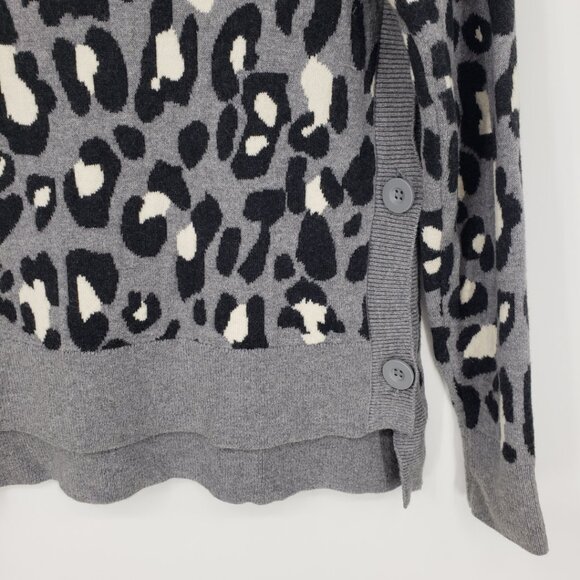 Stella & Dot Leopard Print Sweater S Button Sides High Low Hem Gray Black - Picture 5 of 9